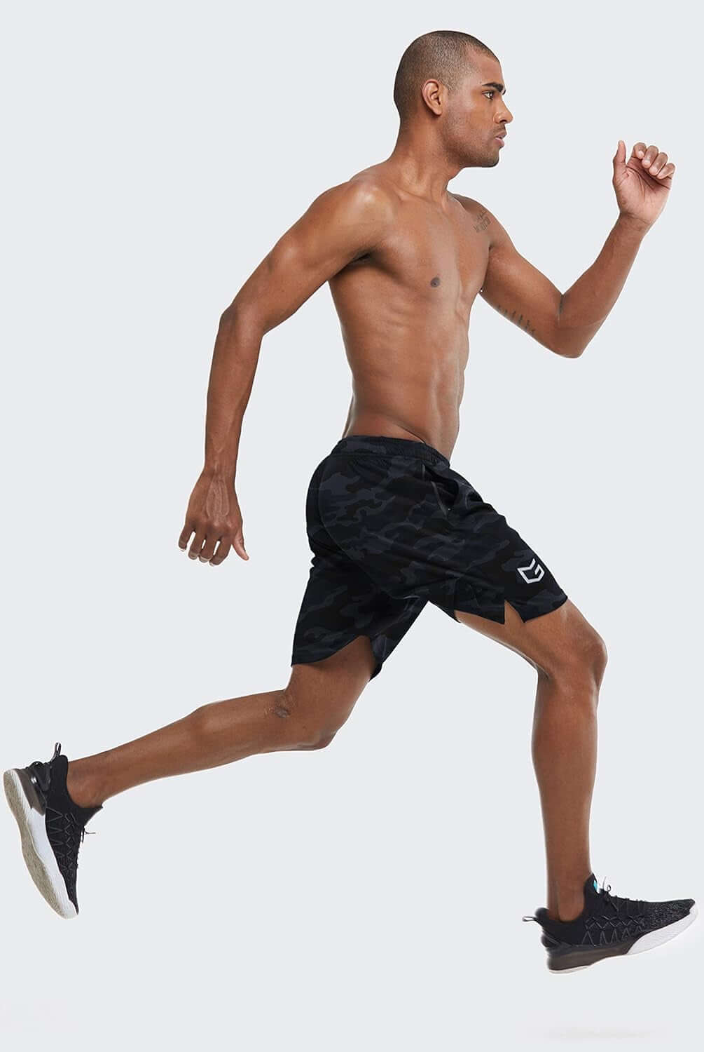 Men'S Workout Running Shorts Quick Dry Lightweight Gym Shorts with Zip Pockets